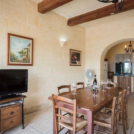 نادور Valley View - Holiday Farmhouse With Private Pool المظهر الخارجي الصورة