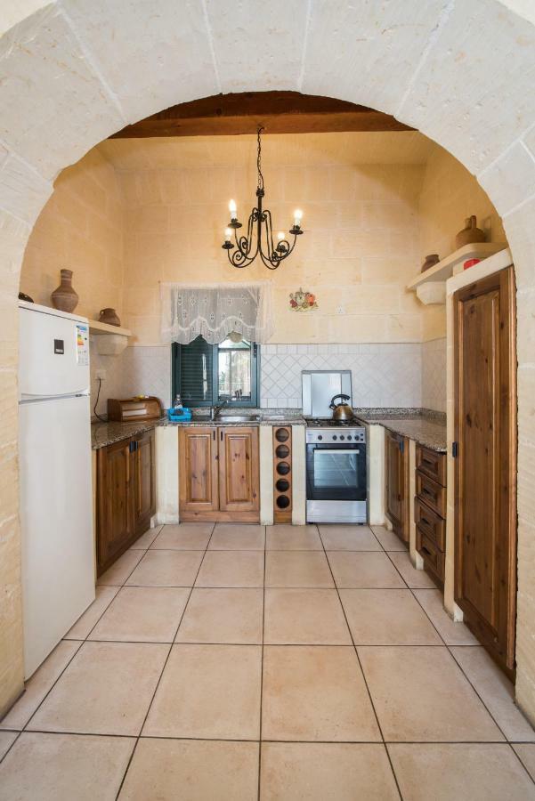 نادور Valley View - Holiday Farmhouse With Private Pool المظهر الخارجي الصورة