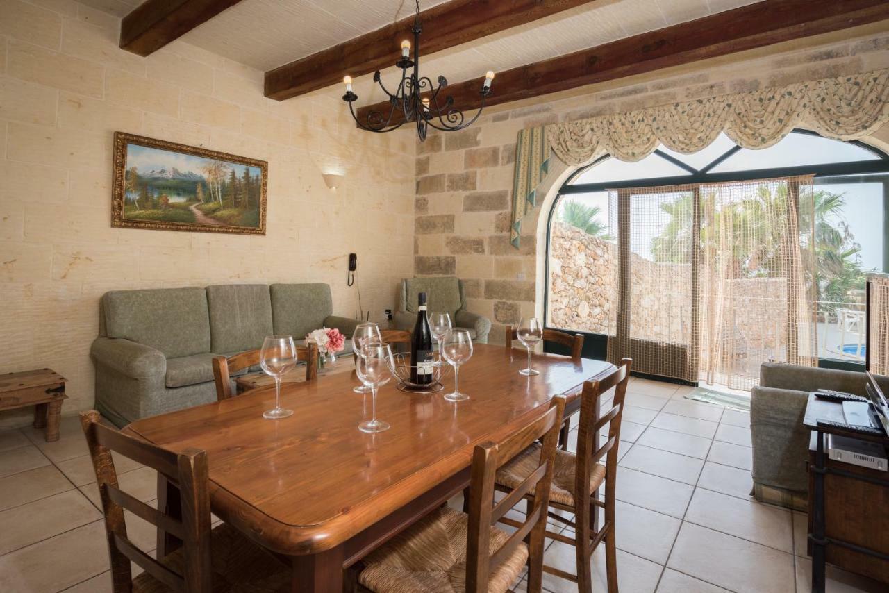 نادور Valley View - Holiday Farmhouse With Private Pool المظهر الخارجي الصورة