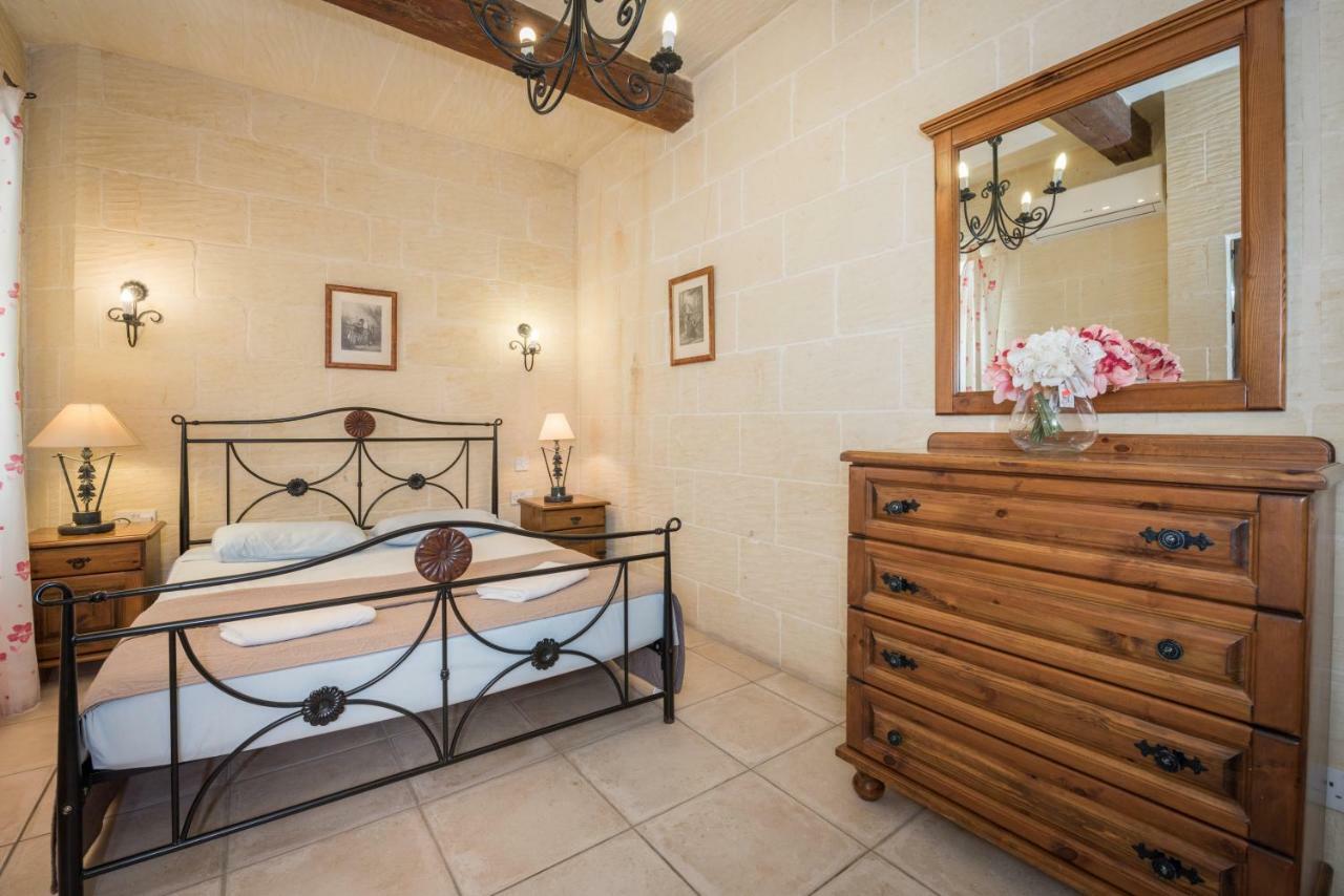 نادور Valley View - Holiday Farmhouse With Private Pool المظهر الخارجي الصورة