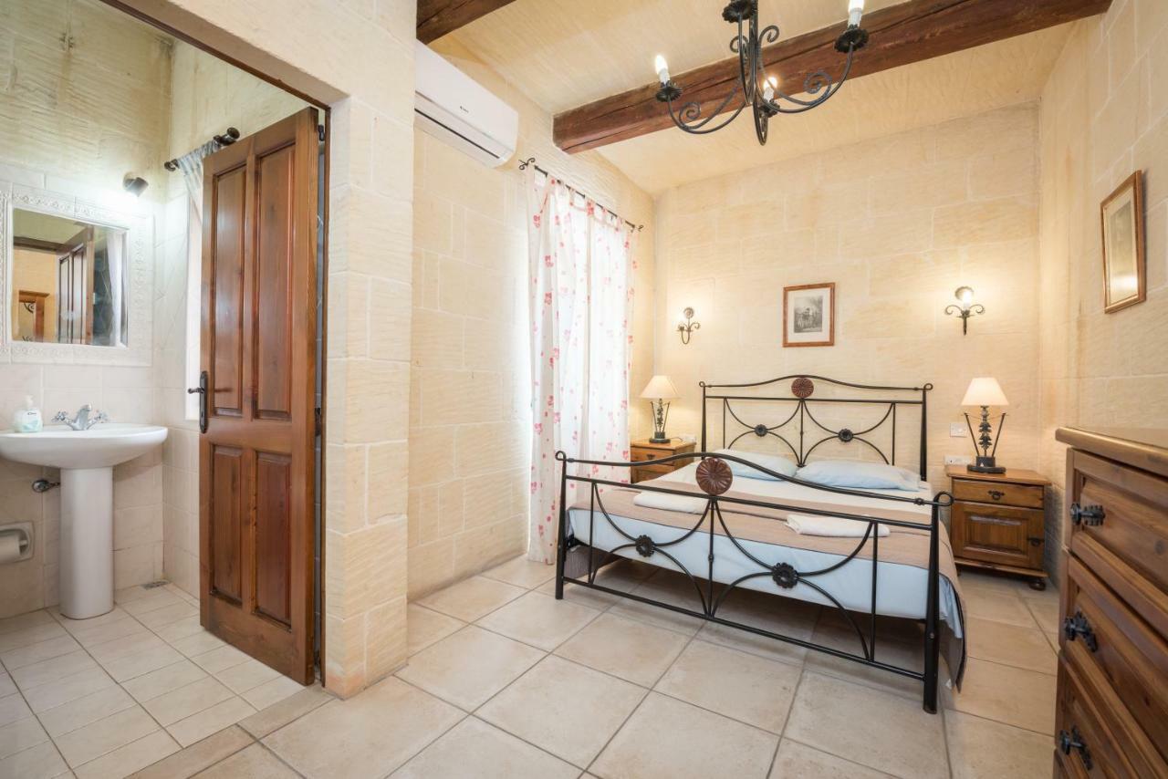 نادور Valley View - Holiday Farmhouse With Private Pool المظهر الخارجي الصورة